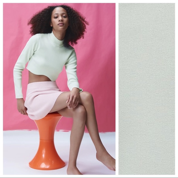 NWT. Zara Light Green Knit Crop Top. Size M. - Picture 2 of 9